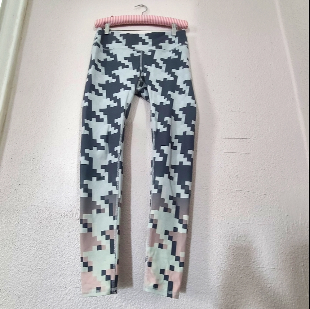 Alo leggings/yoga pants